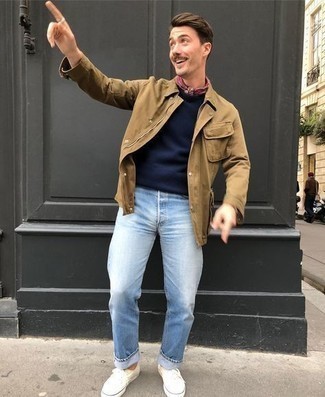 С чем носить фиолетовую бандану мужчине