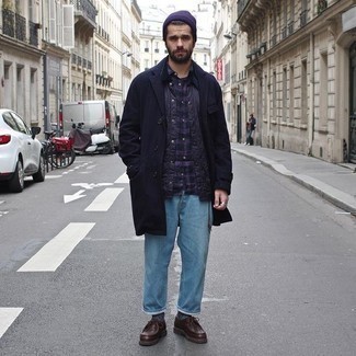 С чем носить фиолетовую шапку мужчине