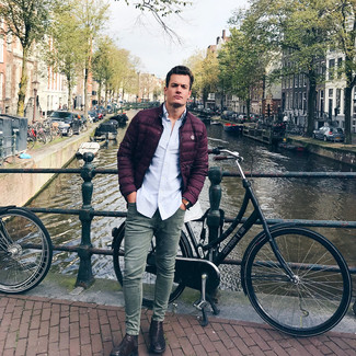 С чем носить фиолетовый бомбер мужчине