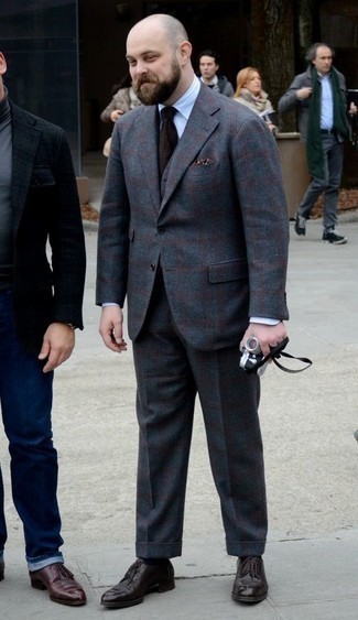 С чем носить фиолетовые кожаные туфли дерби