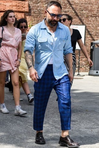 С чем носить фиолетовые кожаные туфли дерби