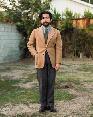 С чем носить фиолетовые кожаные туфли дерби