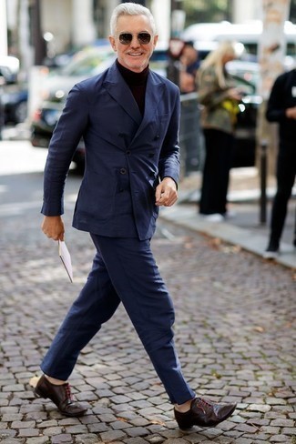 С чем носить фиолетовый свитер мужчине