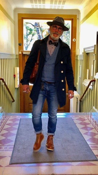 Как носить жилет с длинным пальто