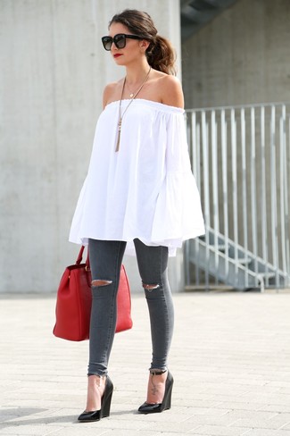 Как носить босоножек на танкетке с джинсами