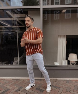 С чем носить бело-черный браслет мужчине