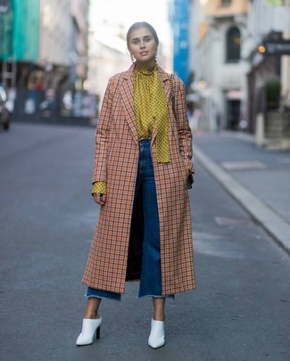 С чем носить бело-черные сабо