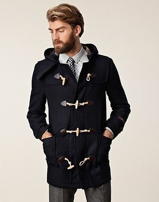 С чем носить бело-черный галстук в горошек мужчине