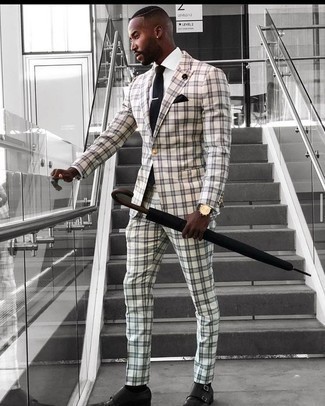 С чем носить бело-черный костюм