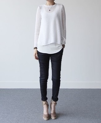 Какие туфли носить с бело-черной майкой