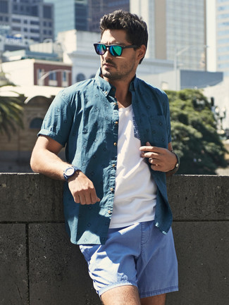 Какие шорты носить с бело-черной майкой мужчине