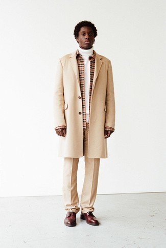 Какие броги носить с бело-черной водолазкой