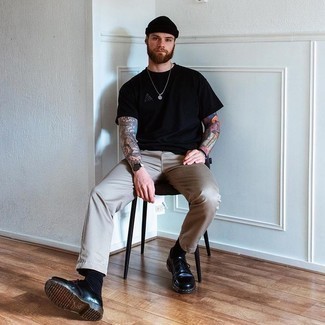 С чем носить бело-черные часы мужчине