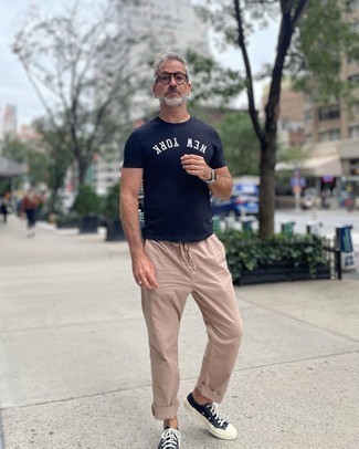 С чем носить бело-черные часы мужчине