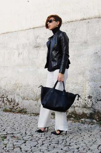 Какие водолазки носить с бело-черными широкими брюками