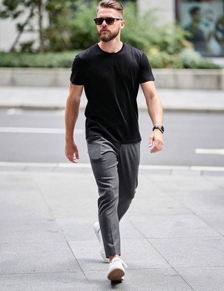 С чем носить бело-синие кеды мужчине