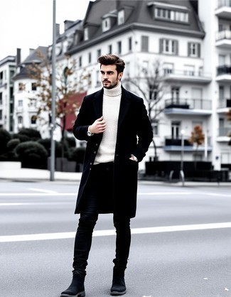 С чем носить бело-коричневую водолазку мужчине