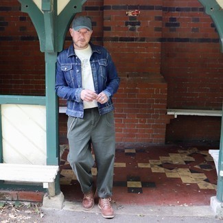 С чем носить бело-зеленую бейсболку мужчине