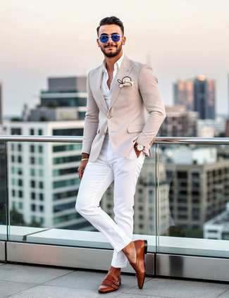 С чем носить бело-пурпурный нагрудный платок