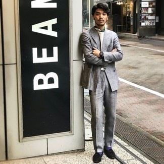 С чем носить бело-красно-синюю бандану мужчине