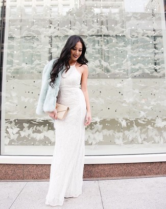 С чем носить бело-красное вечернее платье