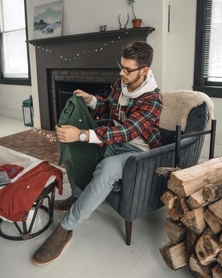 С чем носить бело-красный худи мужчине