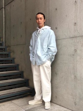 С чем носить бело-красный худи мужчине