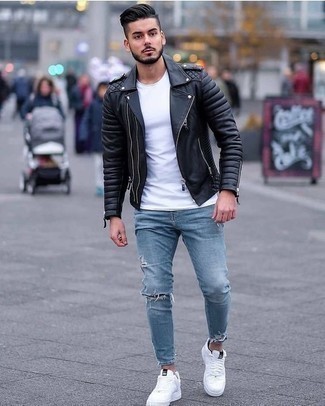 Какие косухи носить с бело-красными низкими кедами мужчине