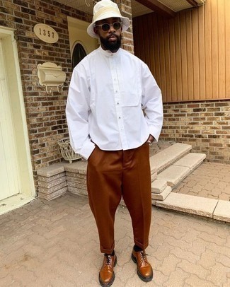 С чем носить белый браслет из бисера мужчине