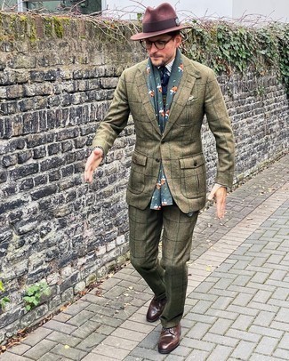 С чем носить белый браслет из бисера мужчине