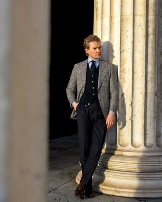 Как носить белый пиджак с черными классическими брюками мужчине