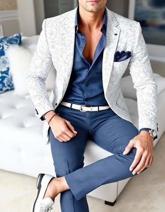 Какие брюки чинос носить с белым пиджаком