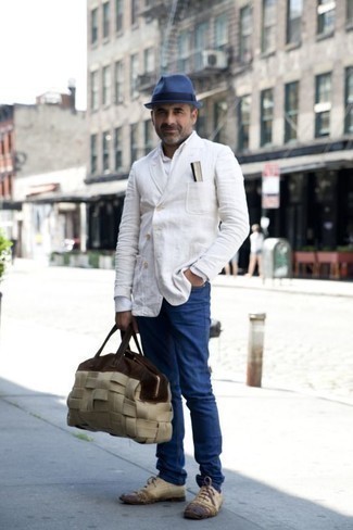 Какие оксфорды носить с белым пиджаком