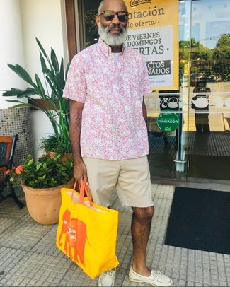 С чем носить белые топсайдеры