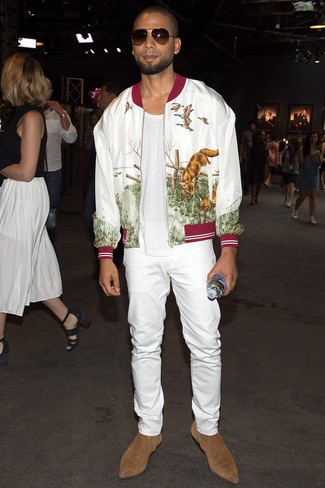 Какие футболки с круглым вырезом носить с белым бомбером мужчине