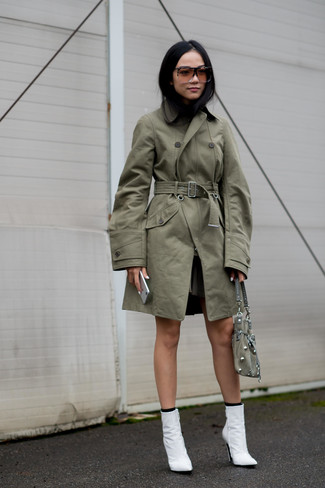 С чем носить белые ботинки женщине