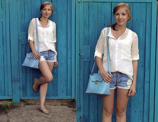 Какие балетки носить с белой блузой на пуговицах