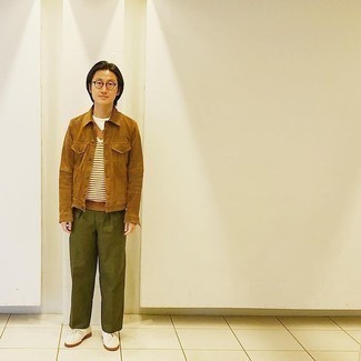 С чем носить белые ботинки дезерты из плотной ткани