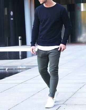 С чем носить белые слипоны из плотной ткани мужчине