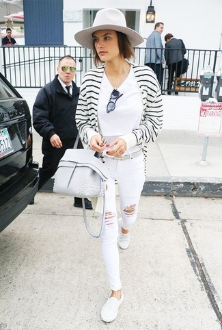 С чем носить белый кардиган женщине