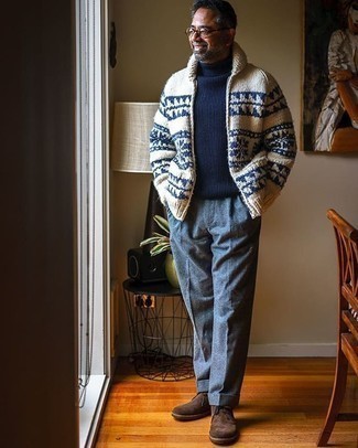 Какие водолазки носить с белым кардиганом мужчине