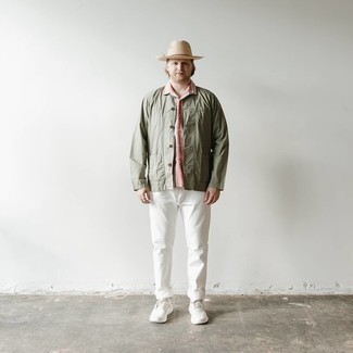 Какие кроссовки носить с белыми брюками чинос