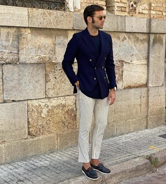 Какие топсайдеры носить с белыми брюками чинос