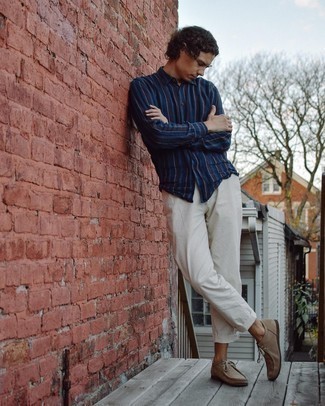 Какие ботинки дезерты носить с белыми брюками чинос