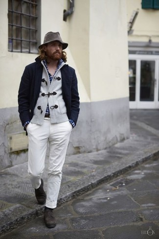 Какое полупальто носить с белыми брюками чинос