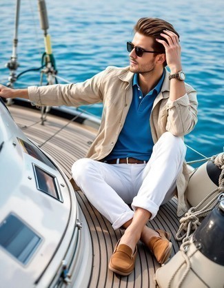 Какие футболки-поло носить с белыми брюками чинос