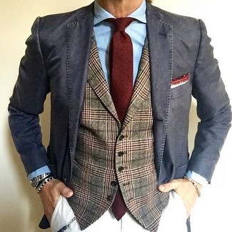 Какие жилеты носить с белыми брюками чинос