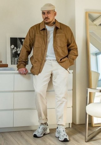 Как носить белые брюки чинос с белыми кроссовками