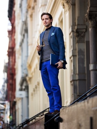 Какие пиджаки носить с белым свитером с круглым вырезом мужчине