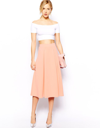 Какие туфли носить с белым укороченным топом